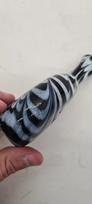 Lot 230 - A group of trailed glassware