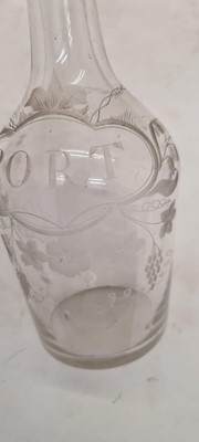 Lot 199 - A group of glass tableware