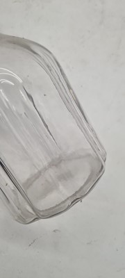 Lot 199 - A group of glass tableware
