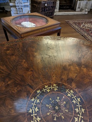 Lot 27 - ☘ A Regency rosewood pedestal centre table