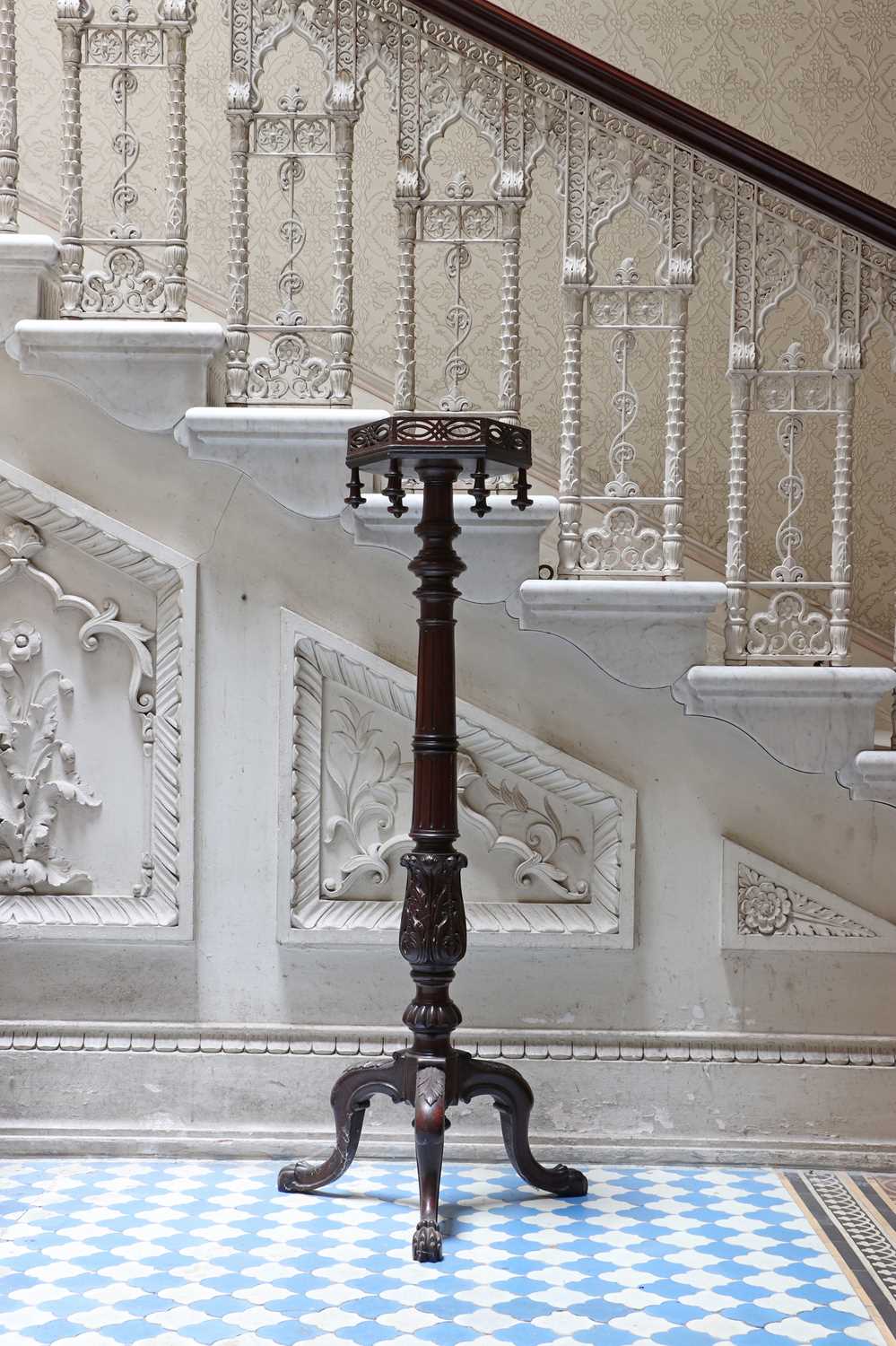 Lot 62 - ☘ A mahogany torchère