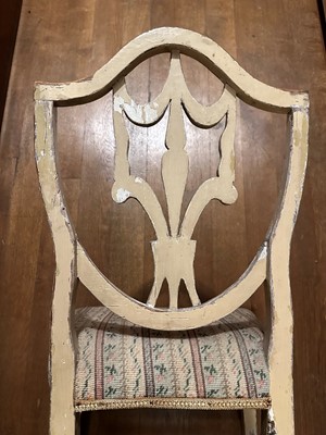 Lot 73 - ☘ A pair of Sheraton-style painted shield-back chairs