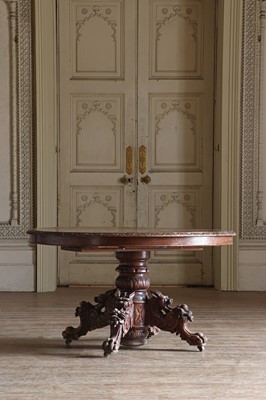 Lot 72 - ☘ An oak oval extending pedestal dining table