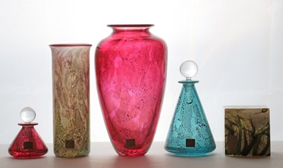 Lot 99 - A group of five Isle of Wight studio glass items