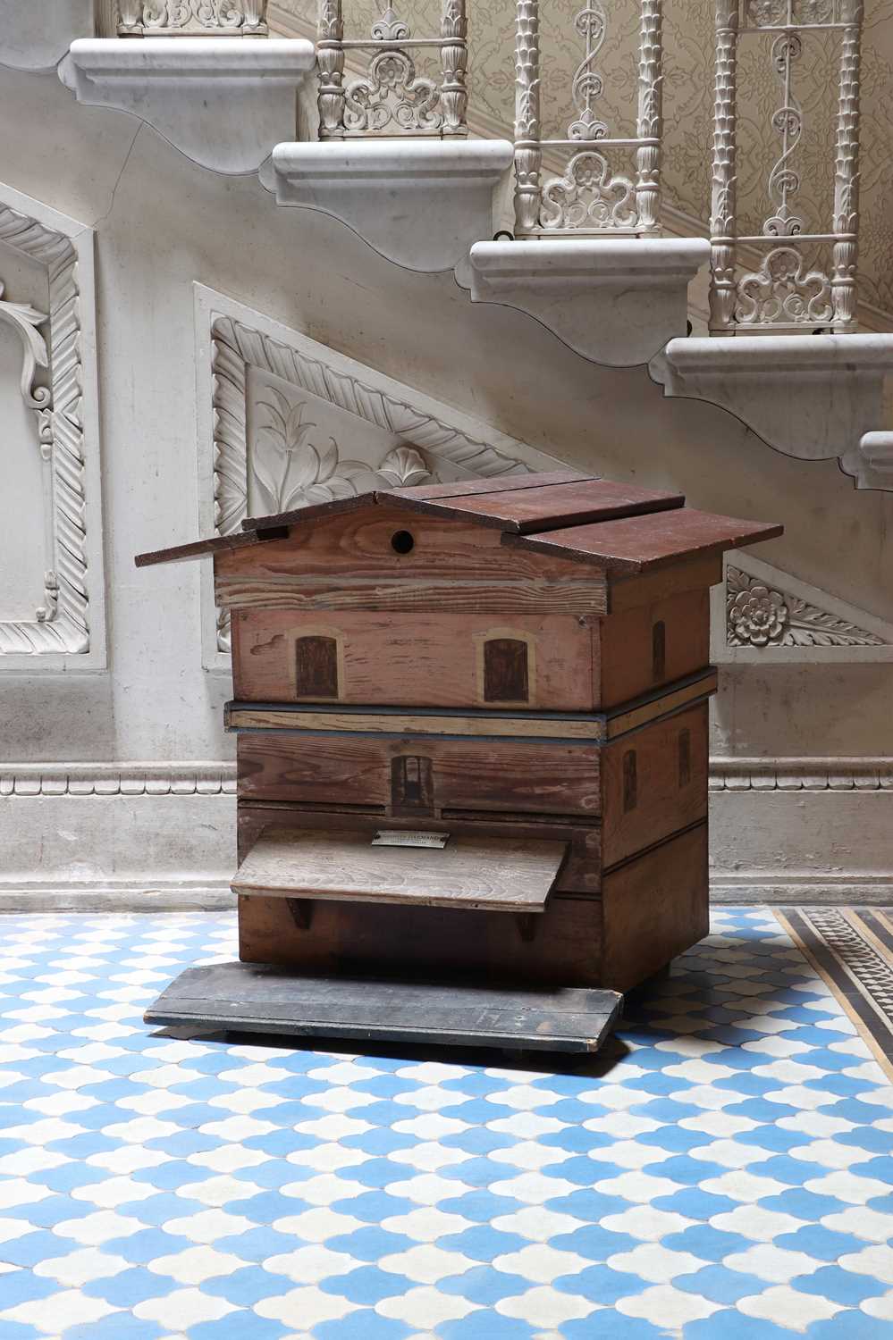 Lot 91 - A painted beehive