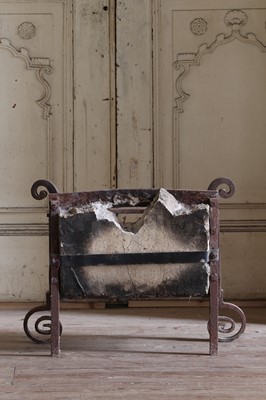 Lot 68 - ☘ An ironwork basket fire grate