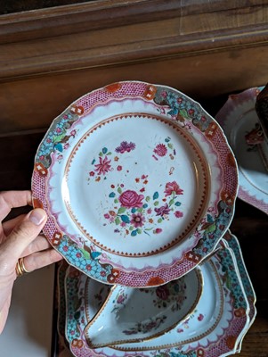 Lot 277 - ☘ An extensive famille rose dinner service
