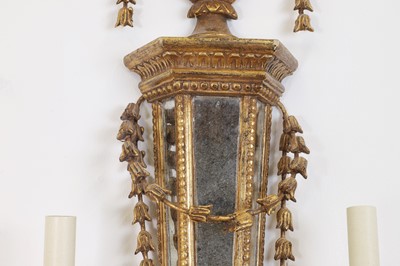 Lot 188 - A pair of George III-style wall lights
