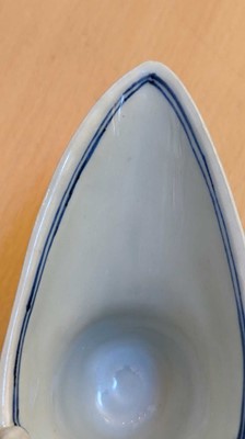 Lot 52 - A Chinese blue and white jue cup