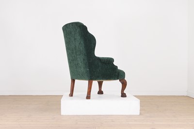 Lot 48 - A George II-style walnut wingback armchair