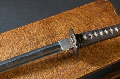 Lot 30 - A Japanese katana