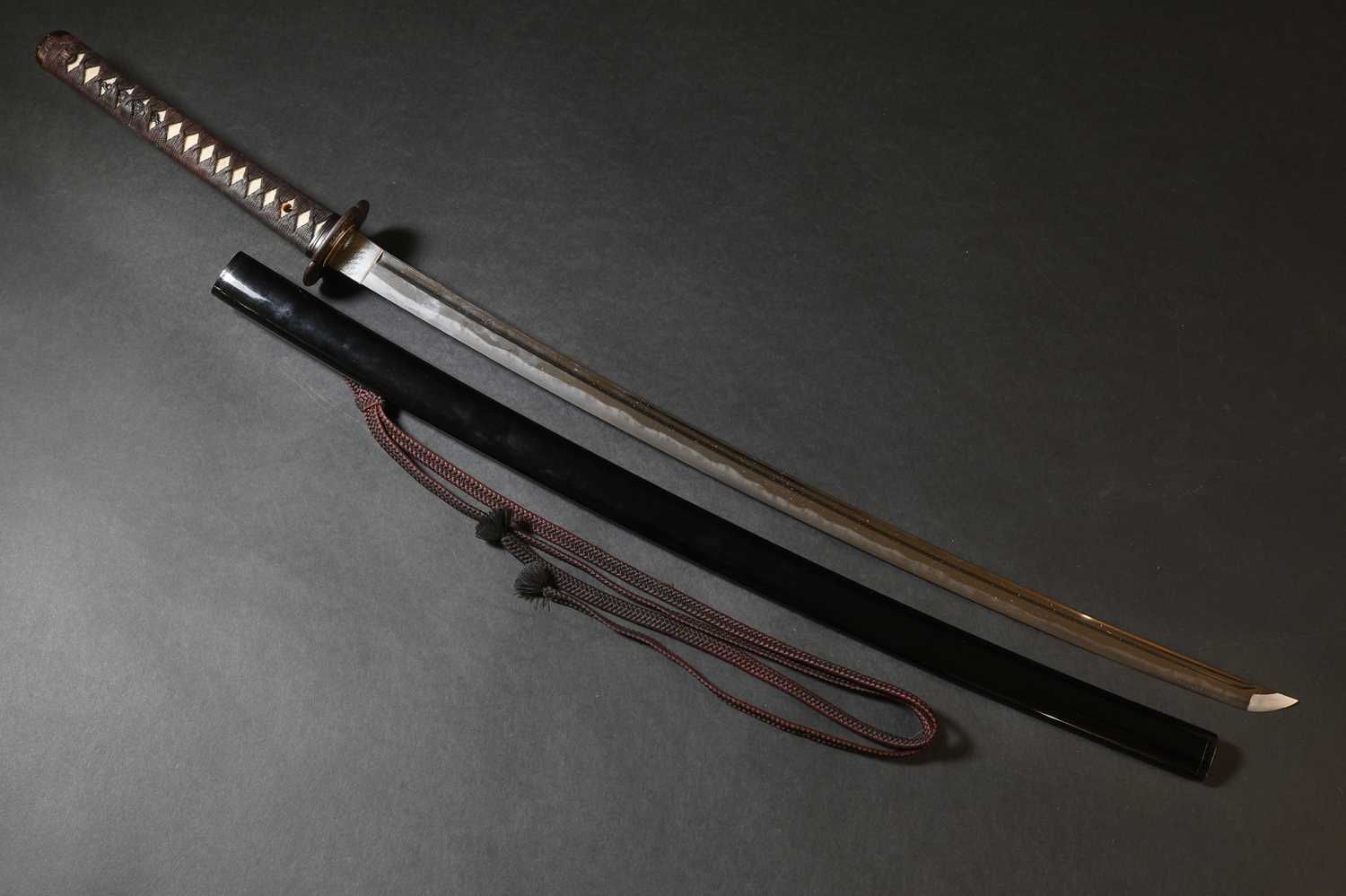 Lot 30 - A Japanese katana
