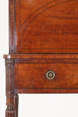 Lot 19 - A George III Sheraton Period mahogany bonheur-du-jour