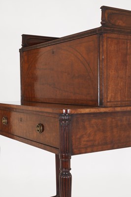 Lot 19 - A George III Sheraton Period mahogany bonheur-du-jour