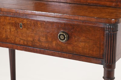 Lot 19 - A George III Sheraton Period mahogany bonheur-du-jour