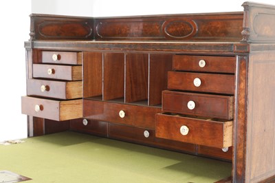 Lot 19 - A George III Sheraton Period mahogany bonheur-du-jour