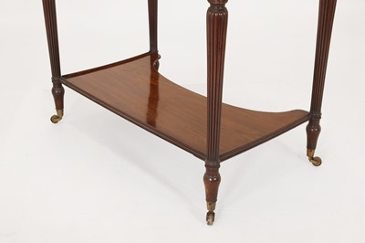 Lot 19 - A George III Sheraton Period mahogany bonheur-du-jour
