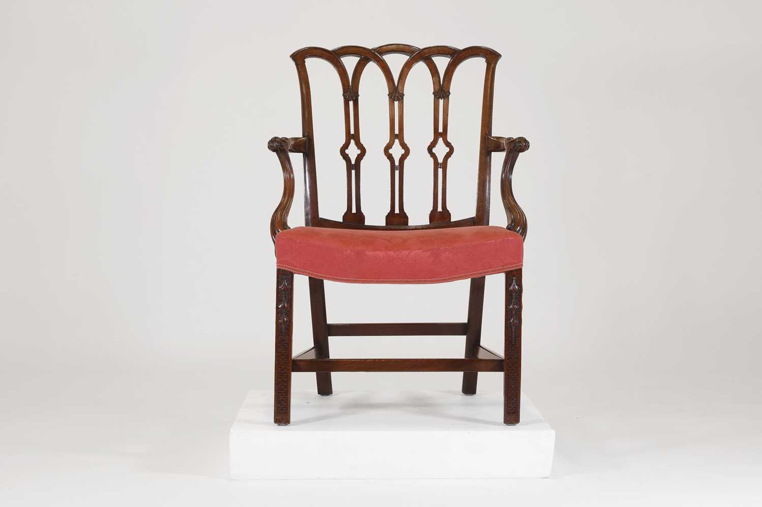 Lot 20 - A George III mahogany armchair