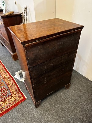 Lot 33 - A George I walnut 'bonnet' chest