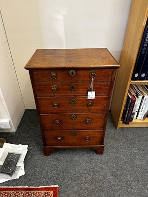 Lot 33 - A George I walnut 'bonnet' chest
