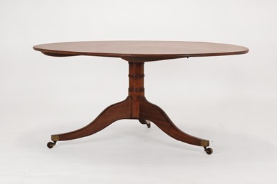 Lot 53 - A George III mahogany breakfast table