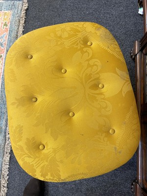 Lot 78 - A George II walnut stool