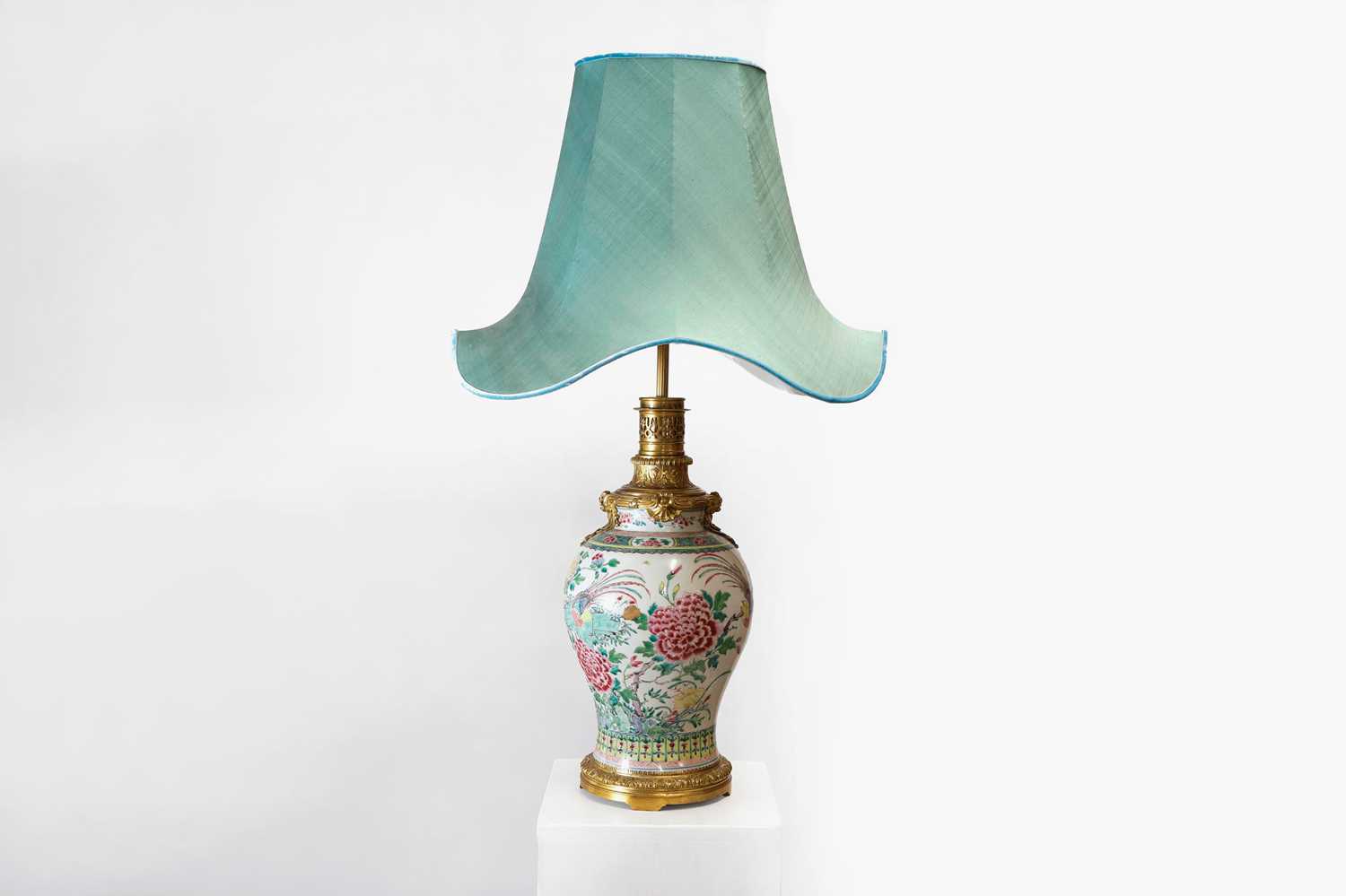 Lot 5 - A famille rose porcelain vase