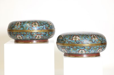 Lot 90 - A pair of cloisonné boxes and covers
