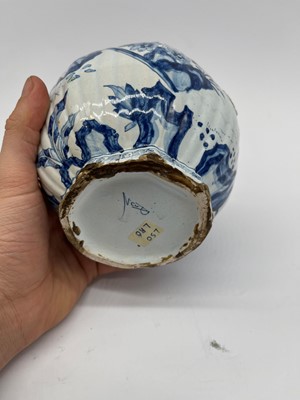 Lot 37 - A delft tin-glazed earthenware double gourd vase