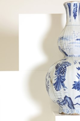 Lot 37 - A delft tin-glazed earthenware double gourd vase
