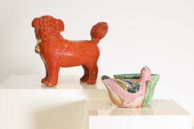 Lot 15 - Two export porcelain pieces