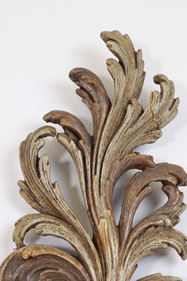 Lot 115 - A pair of carved and painted wood wall lights