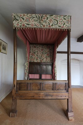 Lot 21 - An oak tester bed