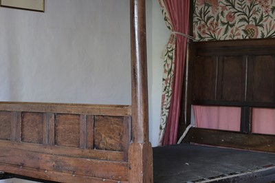 Lot 21 - An oak tester bed