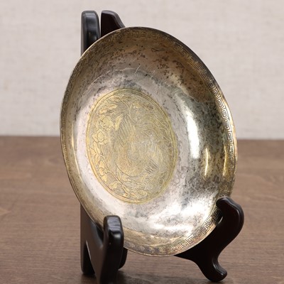 Lot 125 - A Chinese silver-gilt saucer