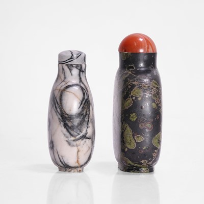 Lot 166 - Two Chinese snuff bottles