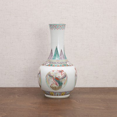 Lot 96 - A Chinese famille rose vase
