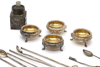 Lot 50 - A collection of silver items