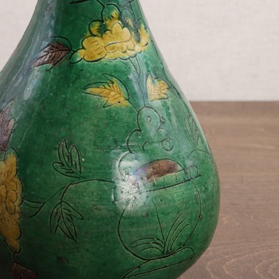 Lot 41 - A Chinese famille verte vase