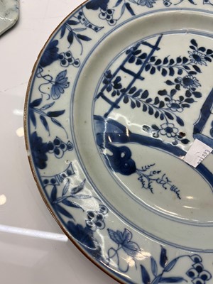 Lot 70 - A Chinese blue and white porcelain plate