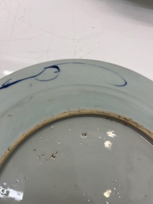Lot 70 - A Chinese blue and white porcelain plate