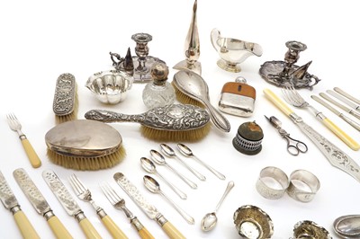 Lot 54 - A collection of silver items