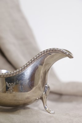 Lot 499 - A pair of silver sauce boats