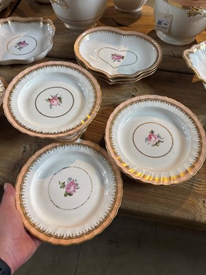 Lot 100 - A Derby composite dessert service