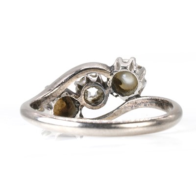 Lot 124 - A diamond and cultured pearl three stone ring