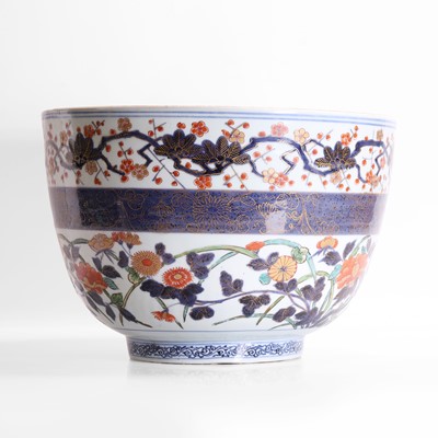 Lot 246 - A Japanese Imari fishbowl