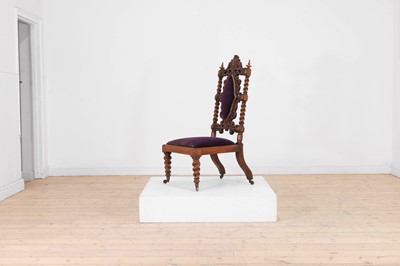 Lot 31 - A Victorian walnut side chair
