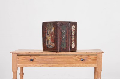 Lot 84 - A painted wooden box