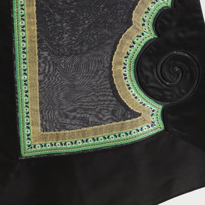 Lot 186 - A Chinese embroidered lady's summer robe