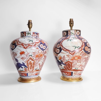 Lot 261 - A pair of Japanese Imari vases